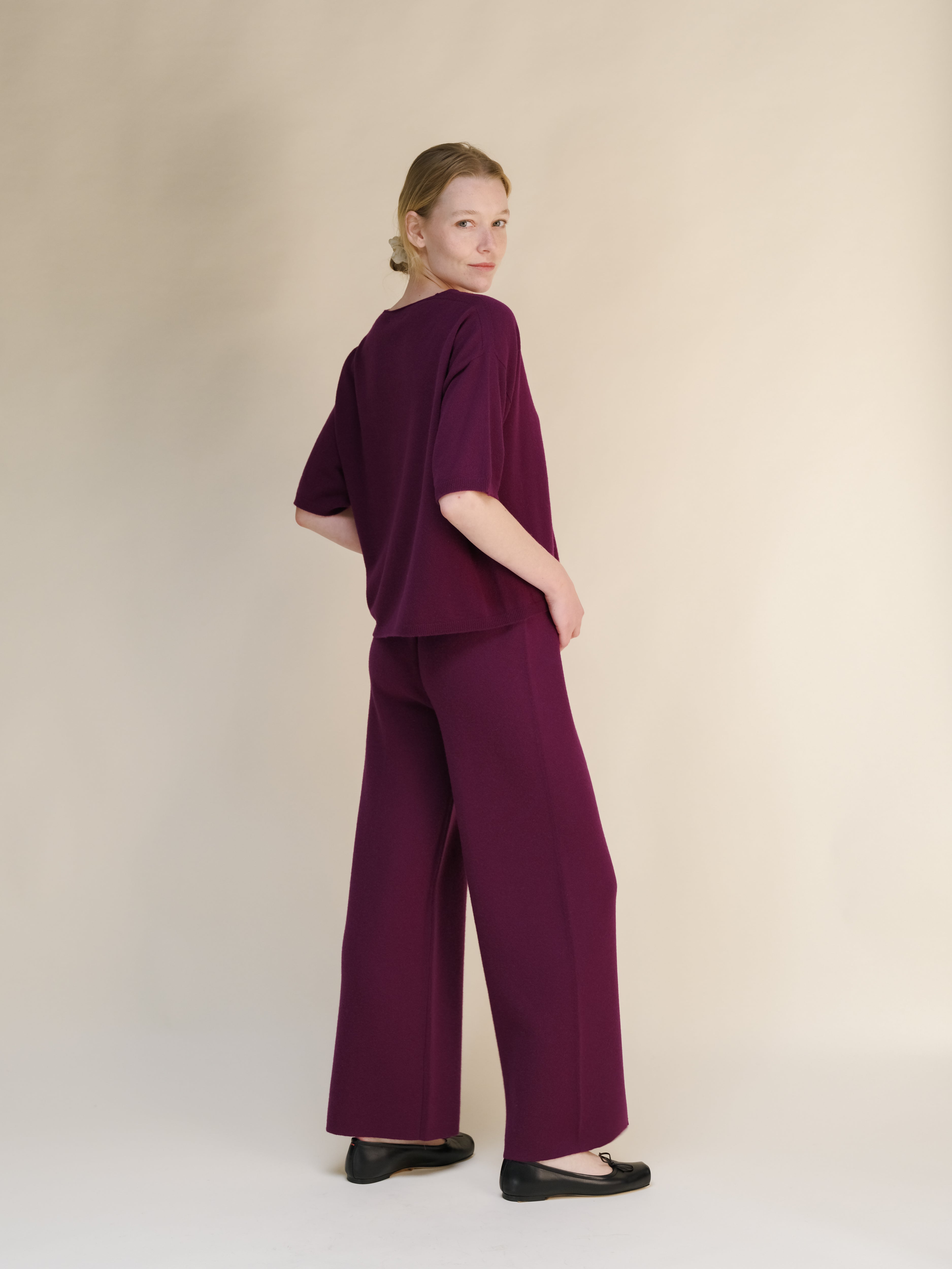 Cashmere Mix V-Neck T-Shirt (3D-Knit)