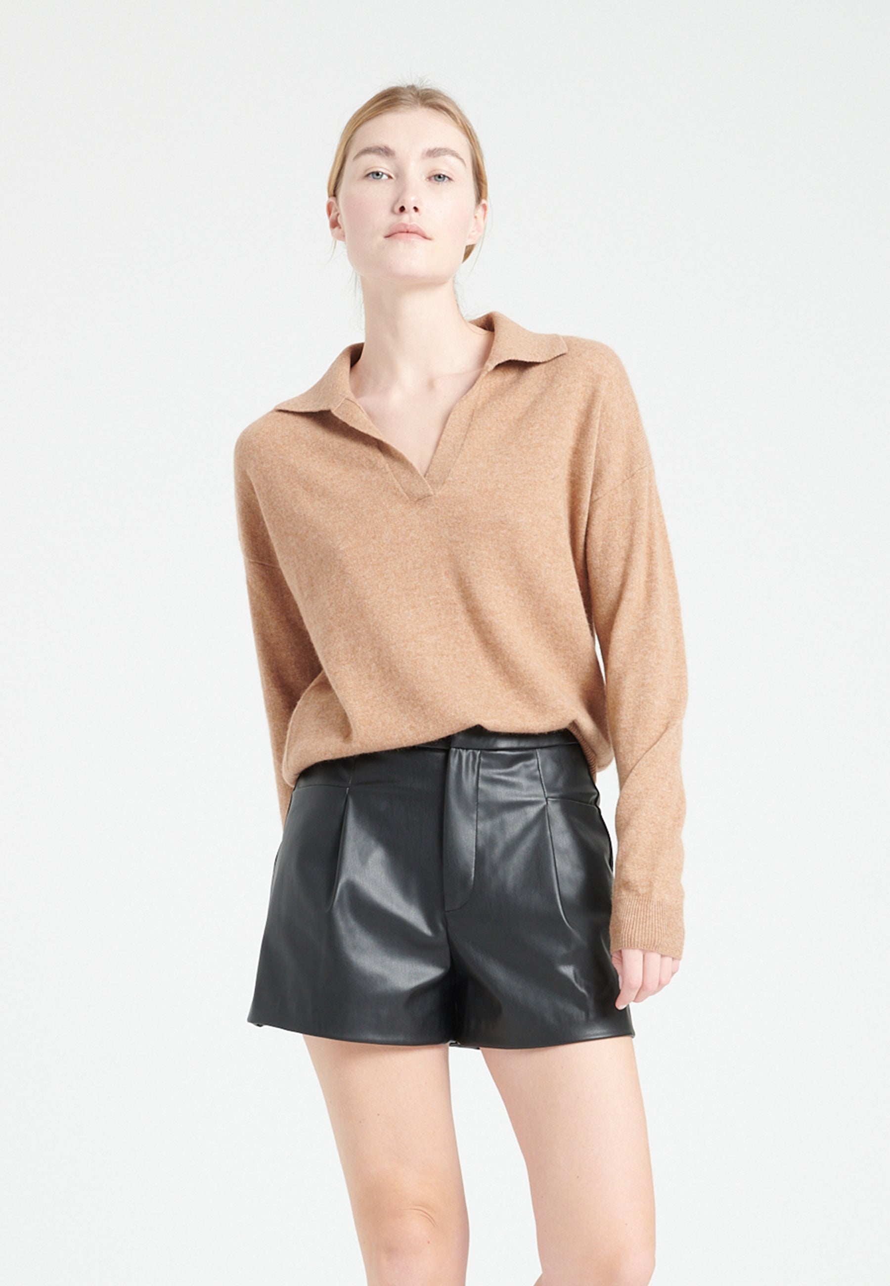 Polo-Neck Cashmere Sweater – Lightweight Elegance