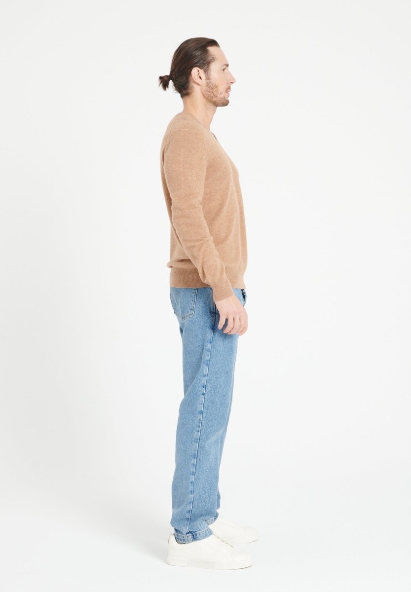 V-Neck Cashmere Sweater – Modern Classic