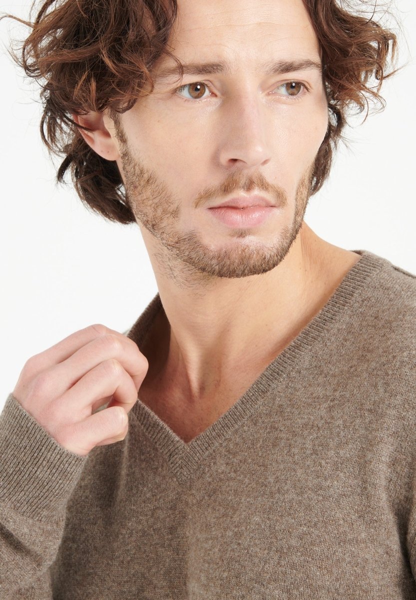 V-Neck Cashmere Sweater – Timeless Luxury