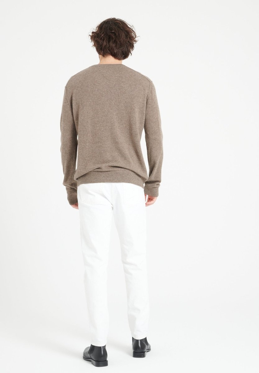 V-Neck Cashmere Sweater – Timeless Luxury