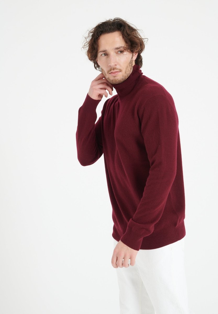 Turtleneck Cashmere Sweater – Lightweight Warmth